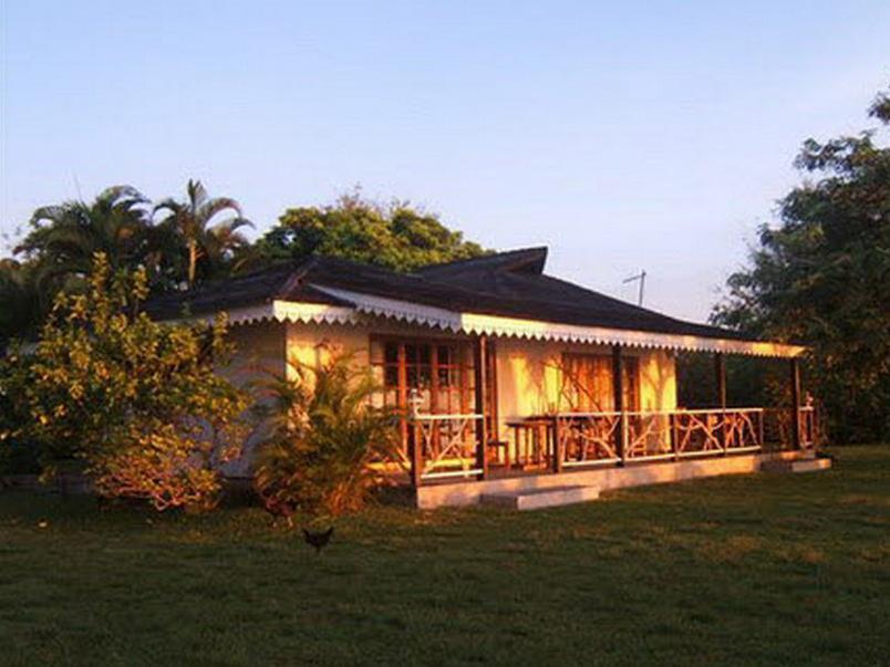 Hôtel Atiapiti Opoa Extérieur photo